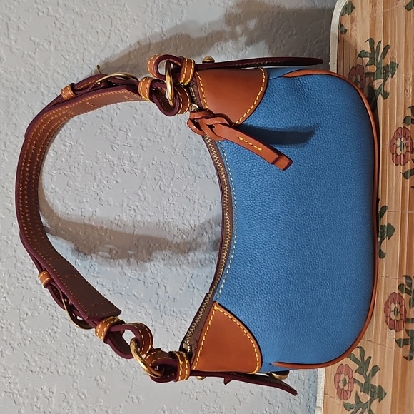 Dooney & Bourke All Weather Leather 3.0 Demi Shoulder Bag - Picture 3 of 8